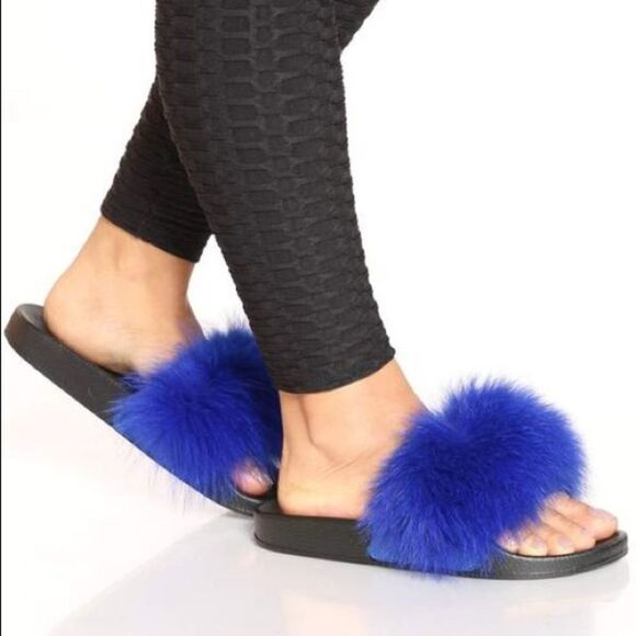 Women’s Fur Ball Fluffy Slippery - Picture 2 of 5